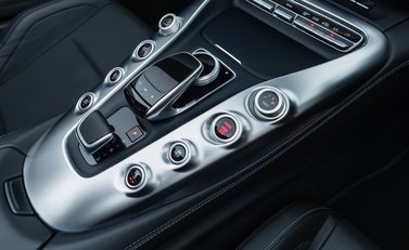 Mercedes-Benz Amg GT C Roadster 24