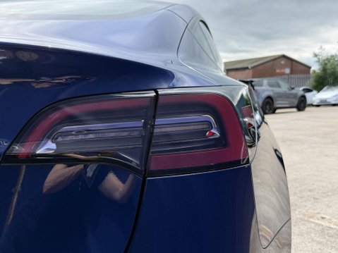 Tesla Model 3 Saloon 4dr Electric Auto RWD (241 bhp) 19