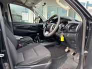 Toyota Hilux Active 4WD D-4D DCB Utility Service Body - Uprated to 3.5t 20