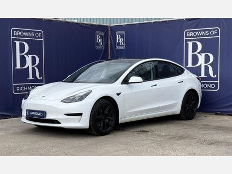 Tesla Model 3 Saloon 4dr Electric Auto RWD (241 bhp) 9