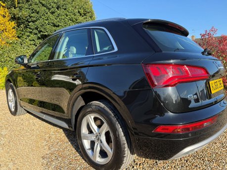 Audi Q5 2.0 TDI 40 Sport S Tronic quattro Euro 6 (s/s) 5dr 10