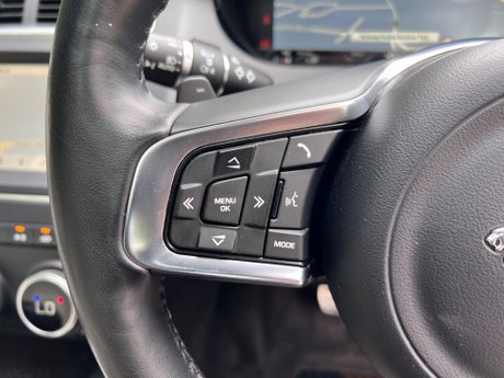 Jaguar E-Pace 2.0 D180 R-Dynamic HSE Auto AWD Euro 6 (s/s) 5dr 34