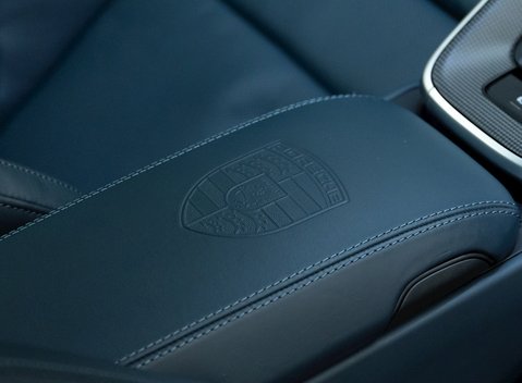 Porsche 911 (992) Carrera S 19