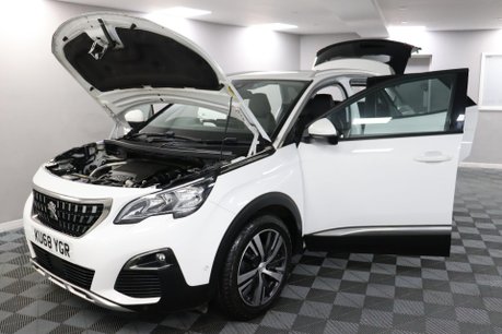 Peugeot 3008 S/S ALLURE 16