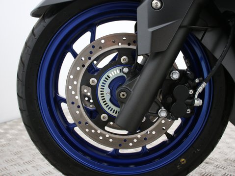 Suzuki Burgman 400 AN 400 AM2 27