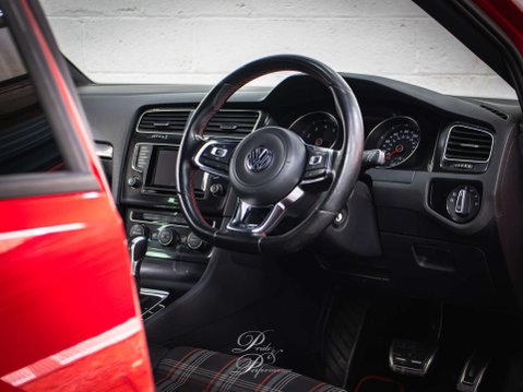 Volkswagen Golf 2.0 Golf GTi Semi-Auto 3dr 12