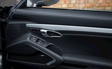 Porsche 911 50th Anniversary Edition 22