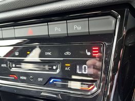 Volkswagen T-Roc 1.5 T-Roc R-Line TSI Semi-Auto 5dr 47