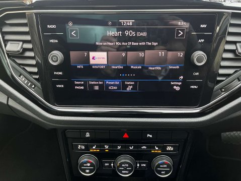 Volkswagen T-Roc 2.0 T-Roc Black Edition TDI Evo Semi-Auto 5dr 38