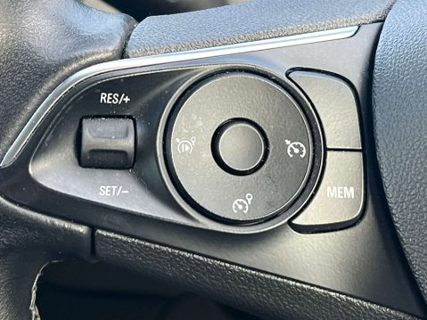 Vauxhall Grandland X 1.6 Grandland X SE TD S/S 5dr *NATIONAL DELIVERY* 26
