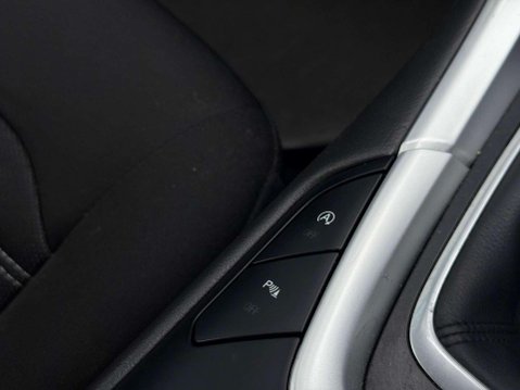 Ford Mondeo 1.5 TDCi ECOnetic Zetec Euro 6 (s/s) 5dr 64