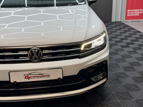 Volkswagen Tiguan 2.0 TDI BlueMotion Tech R-Line Euro 6 (s/s) 5dr 25