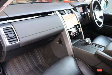 Land Rover Discovery SE MHEV STYLED BY SEEKER REAR SEATS FITTED LOVELY MILES  20