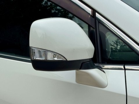 Nissan Elgrand Highway Star 40