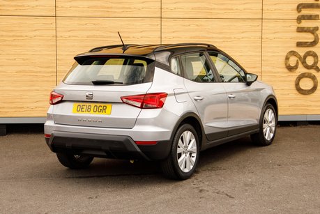 SEAT Arona TSI SE TECHNOLOGY