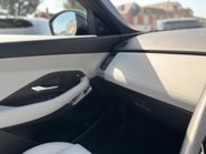 Jaguar E-Pace R-DYNAMIC S MHEV 31