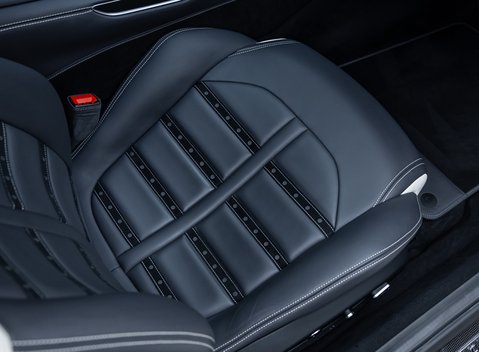 Ferrari GTC4 Lusso V12 14