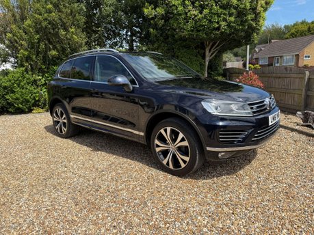 Volkswagen Touareg 3.0 TDI V6 BlueMotion Tech R-Line Tiptronic 4WD Euro 6 (s/s) 5dr 4