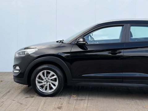 Hyundai TUCSON 2.0 Tucson SE Nav Blue Drive 2WD CRDi 5dr 41