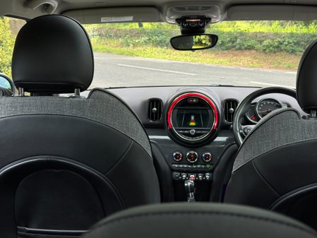 Mini Countryman COOPER 47