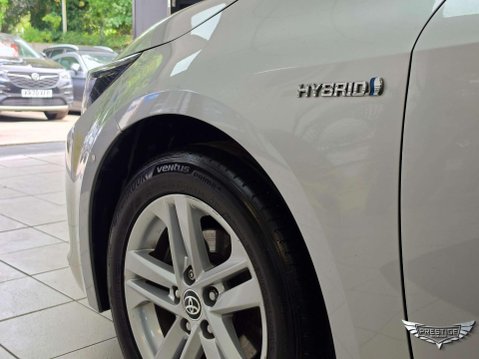 Toyota Corolla 1.8 VVT-h Icon Tech CVT Euro 6 (s/s) 5dr 11