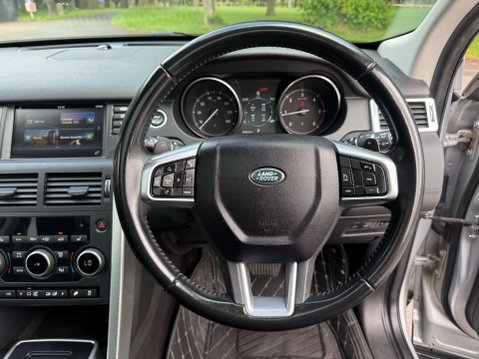 Land Rover Discovery Sport 2.0 Discovery Sport HSE TD4 Auto 4WD 5dr 32