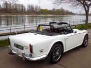 Triumph TR5 Sports 8