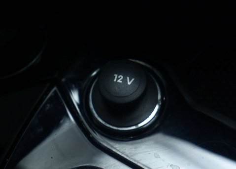 Volkswagen T-Roc 1.5 TSI R-Line Convertible 2dr Petrol Manual 2WD Euro 6 (s/s) (150 ps) 38