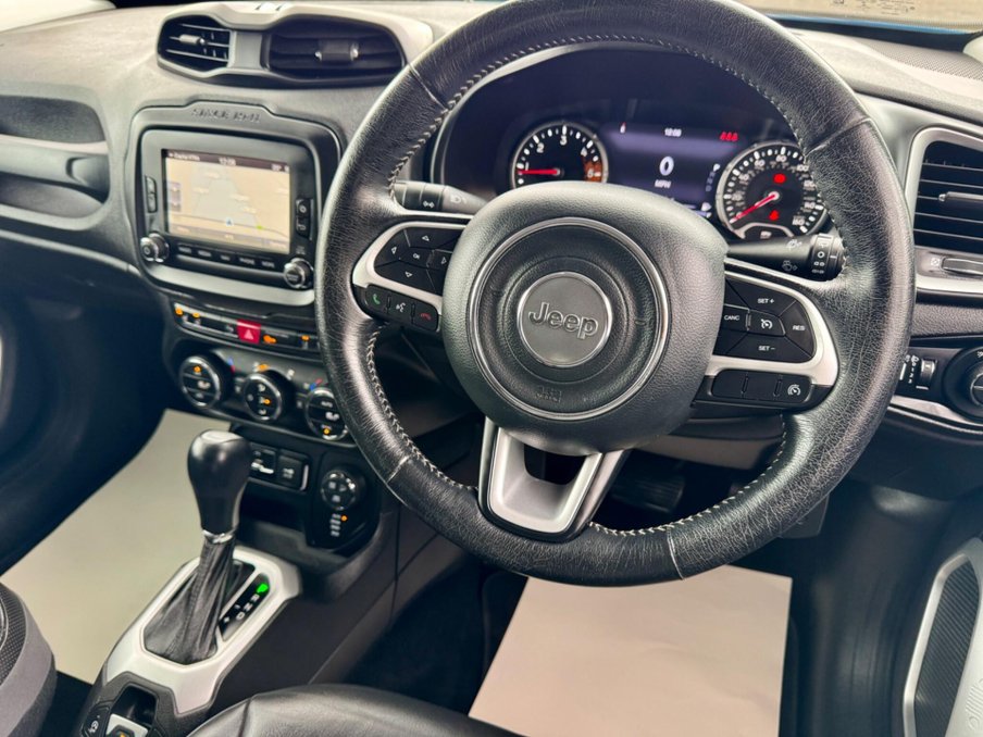 2016 Jeep Renegade — image 40