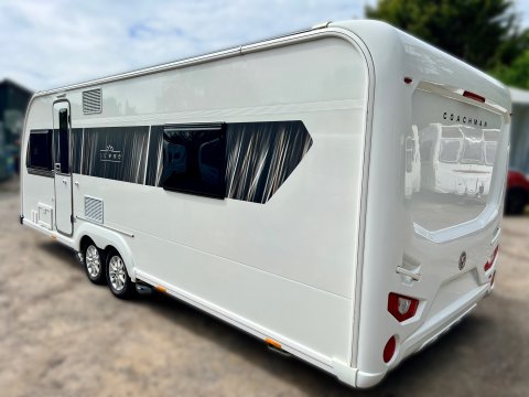 Coachman Lusso II  9