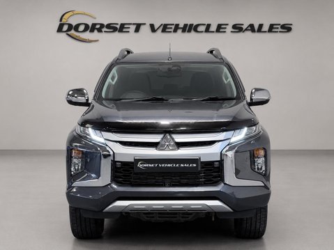 Mitsubishi L200 2.2 DI-D DC Barbarian X Auto 4WD Euro 6 (s/s) 4dr 3