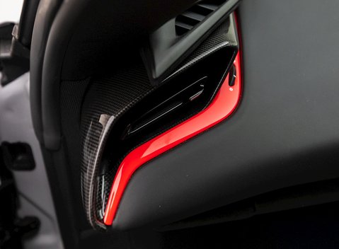 Ferrari SF90 Stradale Stradale Tailor Made Ispirazioni 16