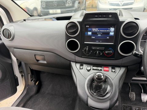 Peugeot Partner 1.6 BlueHDi 854 Professional Panel Van 5dr Diesel Manual L1 (112 g/km, 100 32