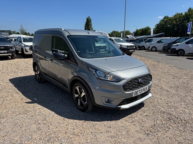 Ford Transit Connect SWB L1H1 [SOLD CR] Low Roof Active Air Con Alloys Sensors Cam EURO 6 NO VAT 4