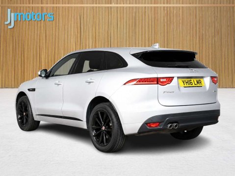 Jaguar F-Pace 2.0 D180 R-Sport SUV 5dr Diesel Auto AWD Euro 6 (s/s) (180 ps) 3