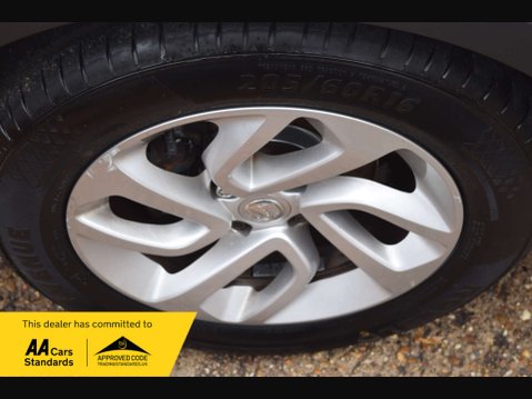 Vauxhall Crossland X 1.2 Crossland X SE 5dr 25