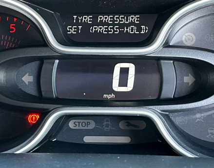 Renault Trafic 2.0 Trafic Sport Energy dCi 5dr 27