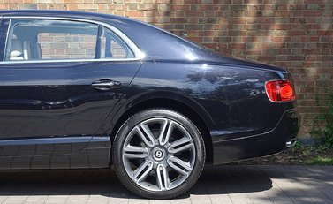 Bentley Flying Spur W12 Mulliner 7