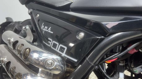 Mondial HPS Hipster 300cc 2019 39