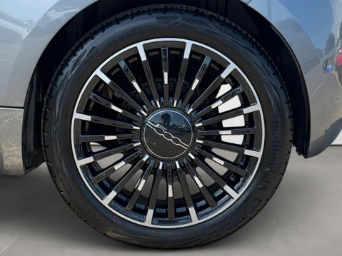 Fiat 500 87kW La Prima 42kWh 3dr Auto 14
