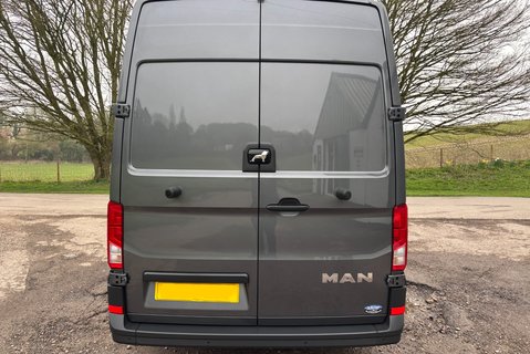 MAN TGE 3.180 4Motion Standard Hr DCIV - DSG Auto - 5 Seats 12