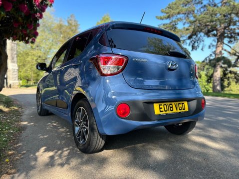Hyundai i10 PREMIUM 4
