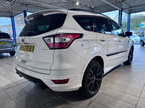 Ford Kuga 2.0 TDCi ST-Line X AWD Euro 6 (s/s) 5dr 3