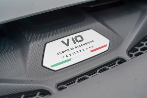 Lamborghini Huracan LP 640-4 EVO 17
