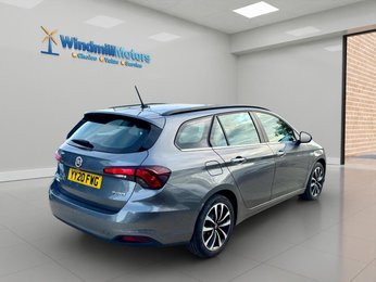 Fiat Tipo 1.6 MultiJetII Lounge Euro 6 (s/s) 5dr