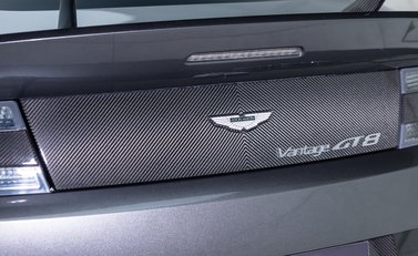 Aston Martin Vantage GT8 37