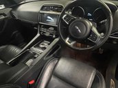 Jaguar F-Pace 2.0 F-PACE R-Sport AWD D Auto 4WD 5dr 15