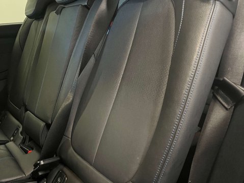 BMW 2 Series 2.0 220i M Sport Auto 5dr 29
