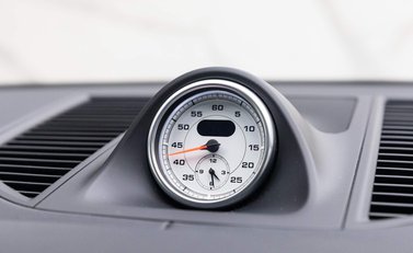 Porsche Macan TURBO PDK 13