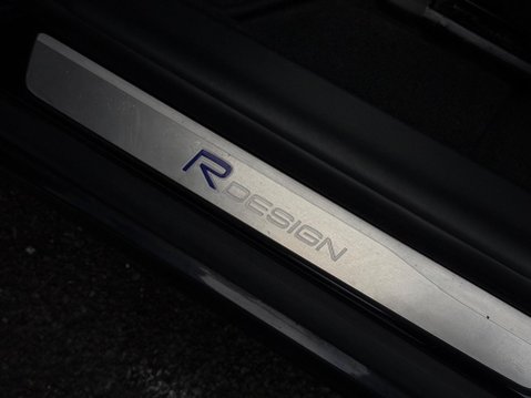 Volvo XC60 2.0 D4 R-Design Lux Nav Euro 6 (s/s) 5dr 73